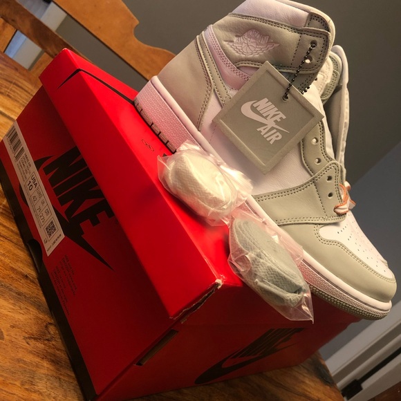 Nike Air Jordan 1 High OG - Seafoam Green - Picture 11 of 13